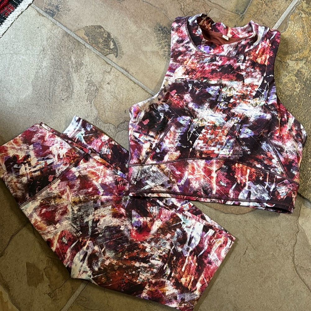 Lulu lemon set, leggings and sports bra